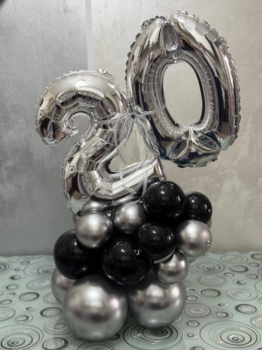 Composizione Palloncini Numero – Argento&Nero (Personalizzabile)